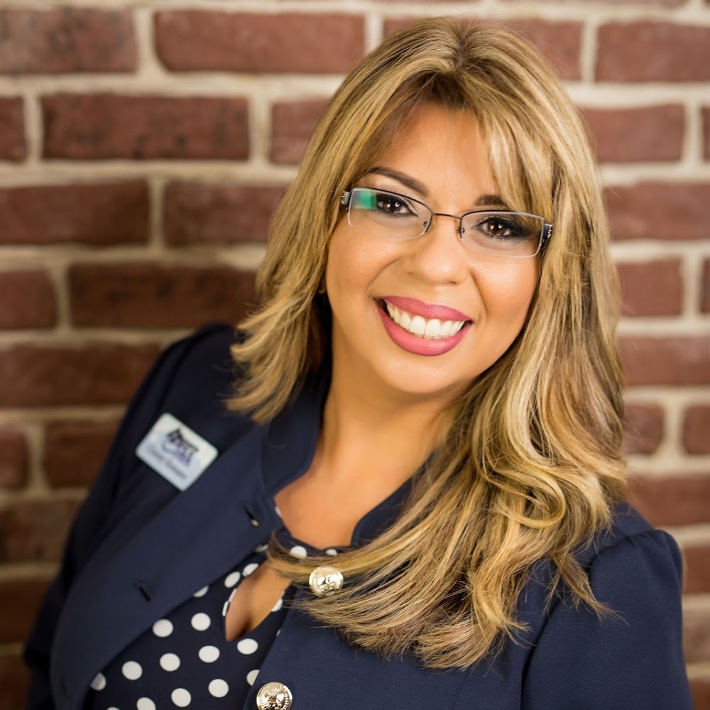 Meet your Posher, Christy